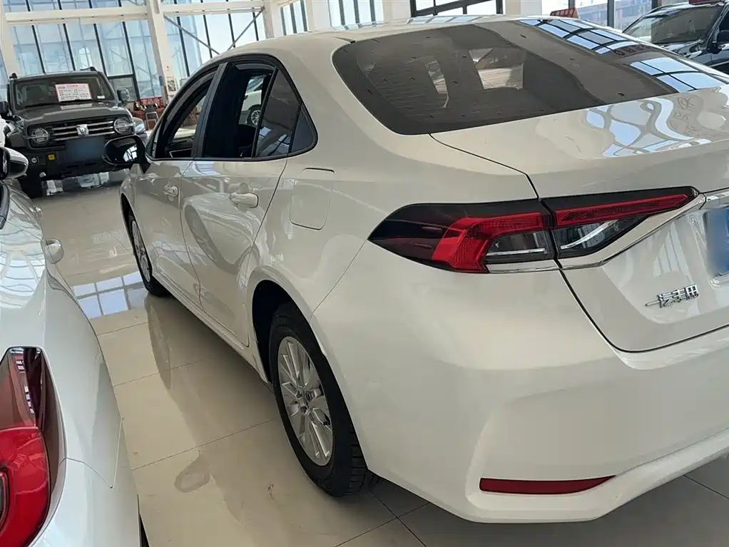Toyota Corolla 2024 Model 1.2T Pioneer Edition фото 8