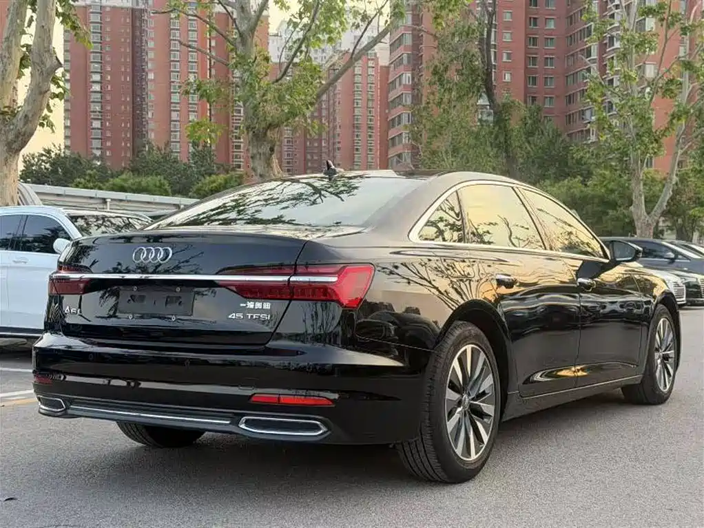 Audi A6L 2019 45 TFSI Premium Elegance фото 3