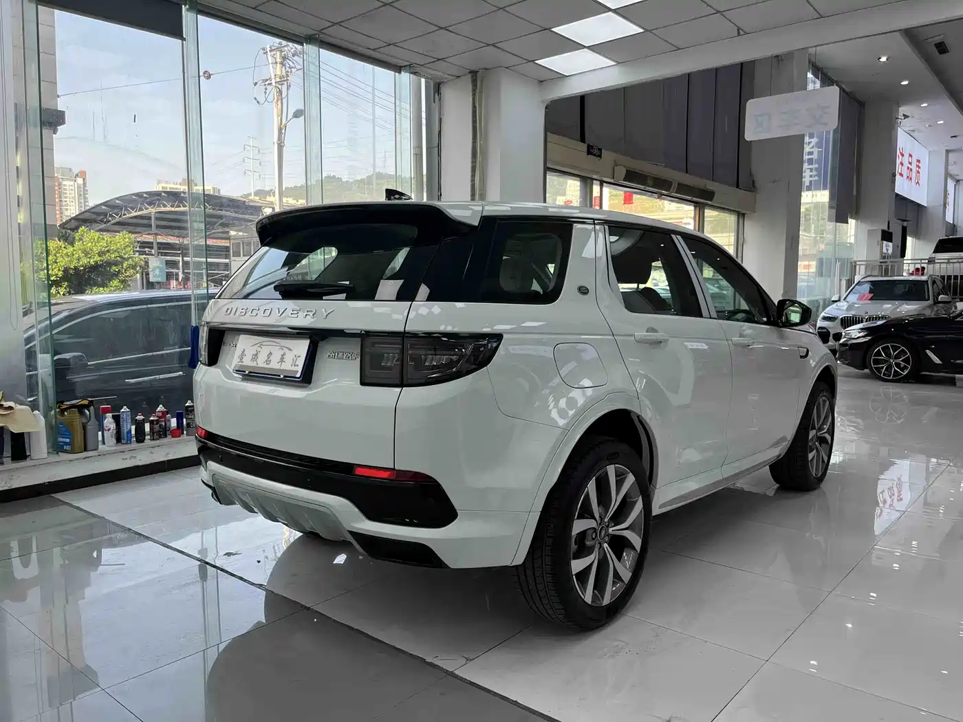 LAND ROVER DISCOVER SPORTS