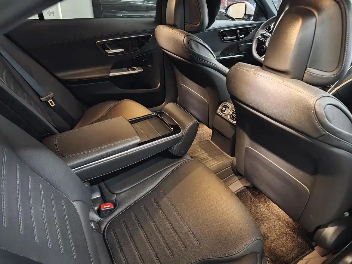 Mercedes-Benz C-Class 2023 C 260 L Sport фото 15