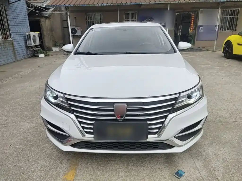 Фото 3 - Roewe i6