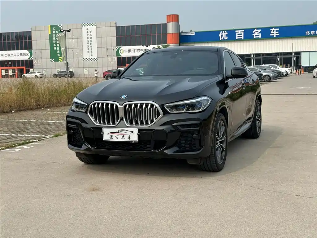BMW X6 2022 xDrive40i M Sport Package