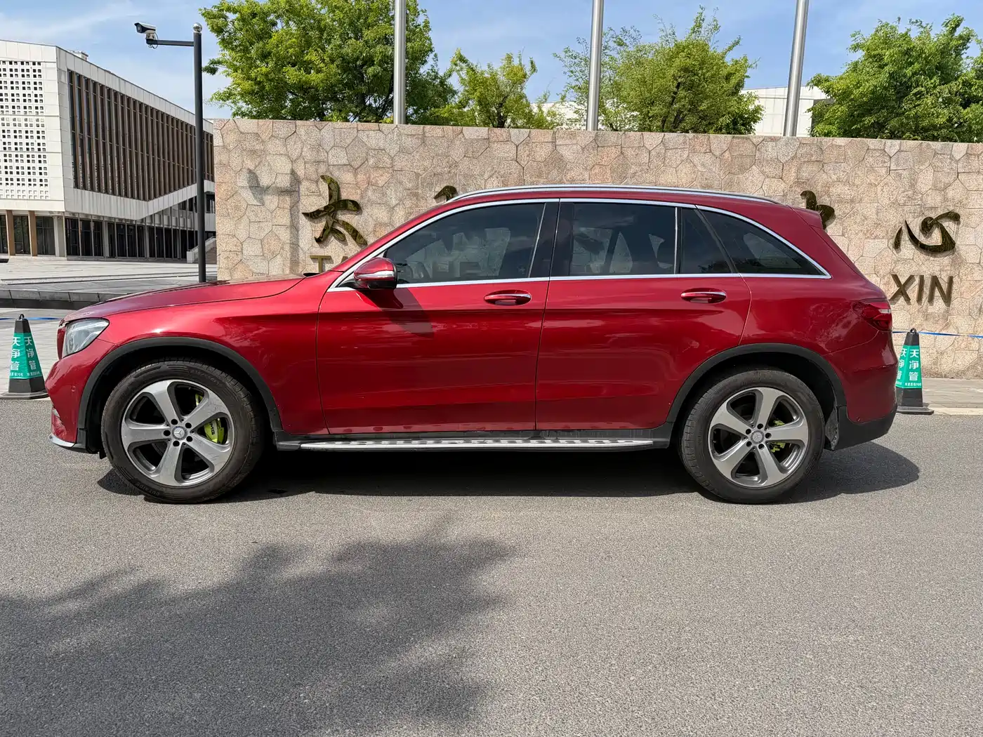 Mercedes-Benz GLC 2017 GLC 260 4MATIC Luxury фото 2