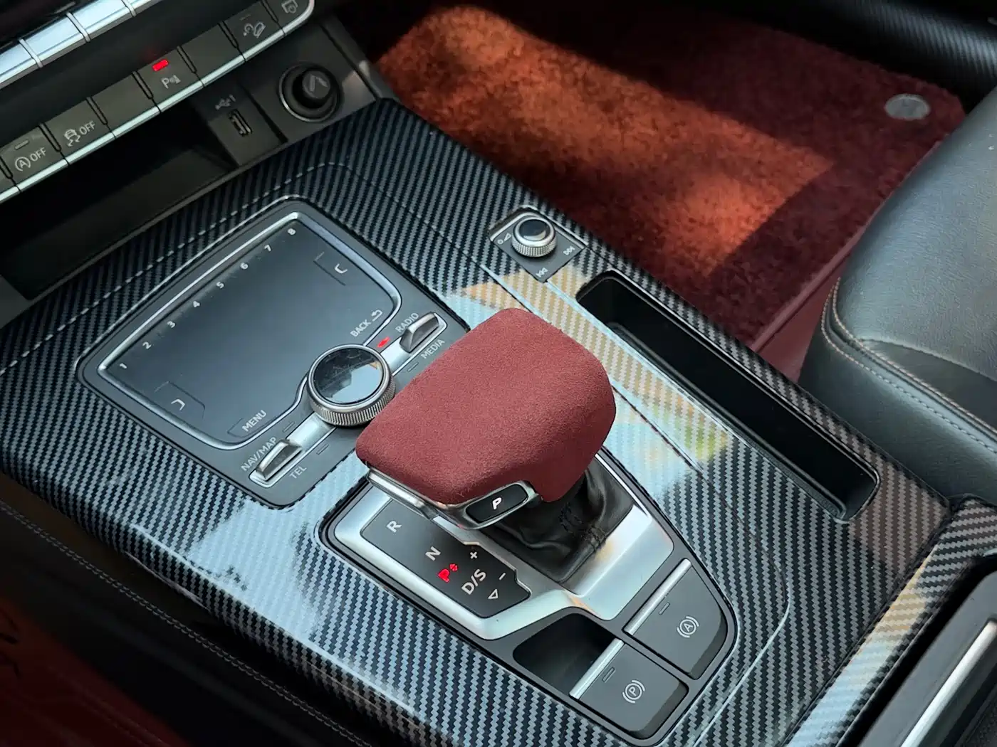 Photo 13 - Audi Q5L
