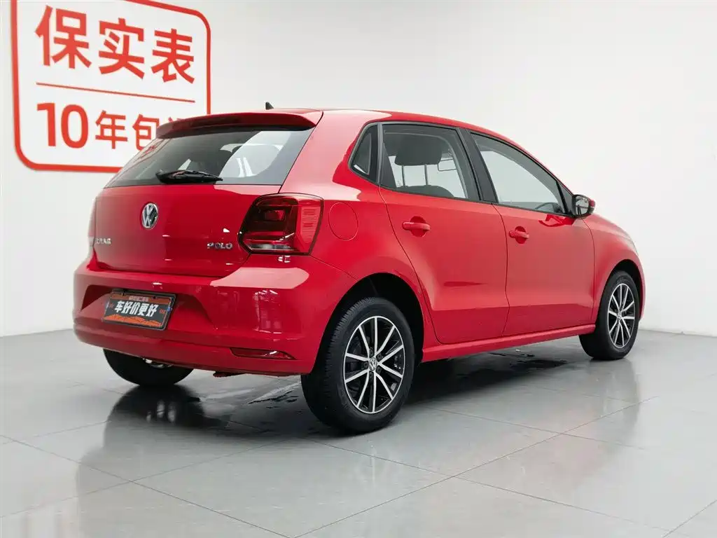 Volkswagen Polo 2016 1.4L Automatic Trend фото 2