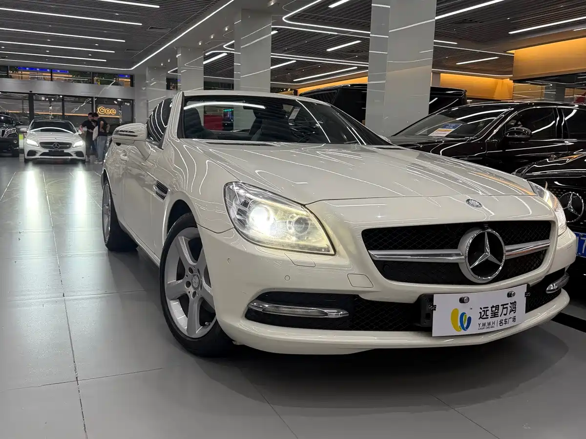Mercedes-Benz SLK-Class 2012 2011 SLK 200 Fashion