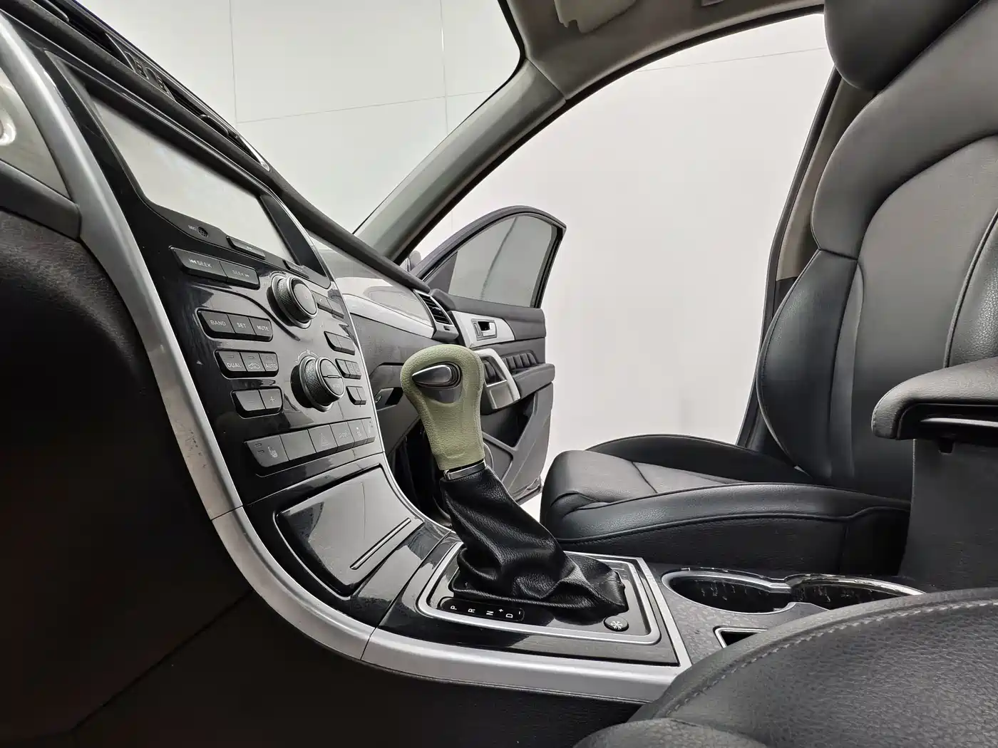 Haval H2 2016 Red Label 1.5T Automatic 2WD Luxury фото 12