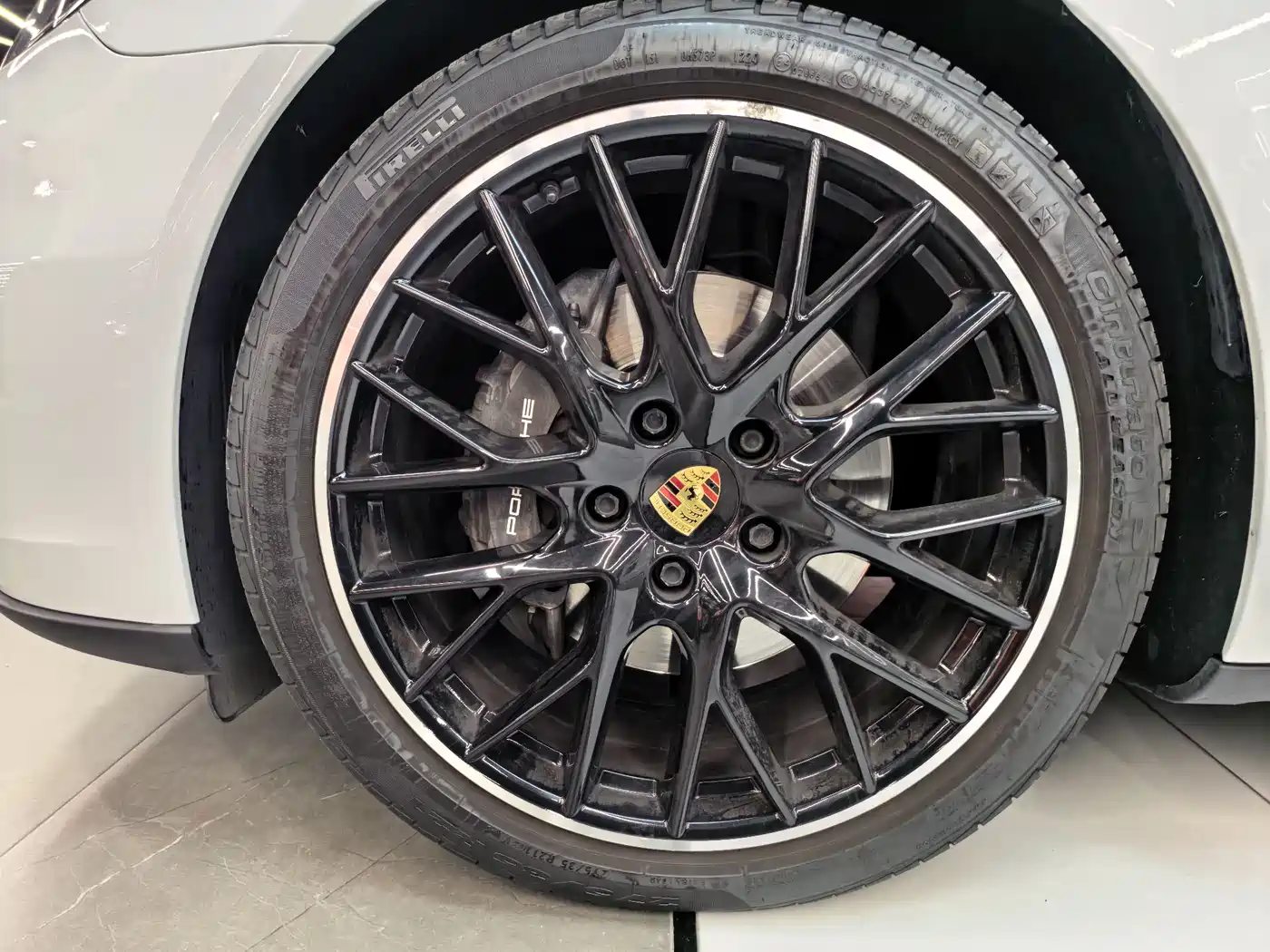 Porsche Panamera 2019 Panamera 4 Executive Long Wheelbase 2.9T фото 10