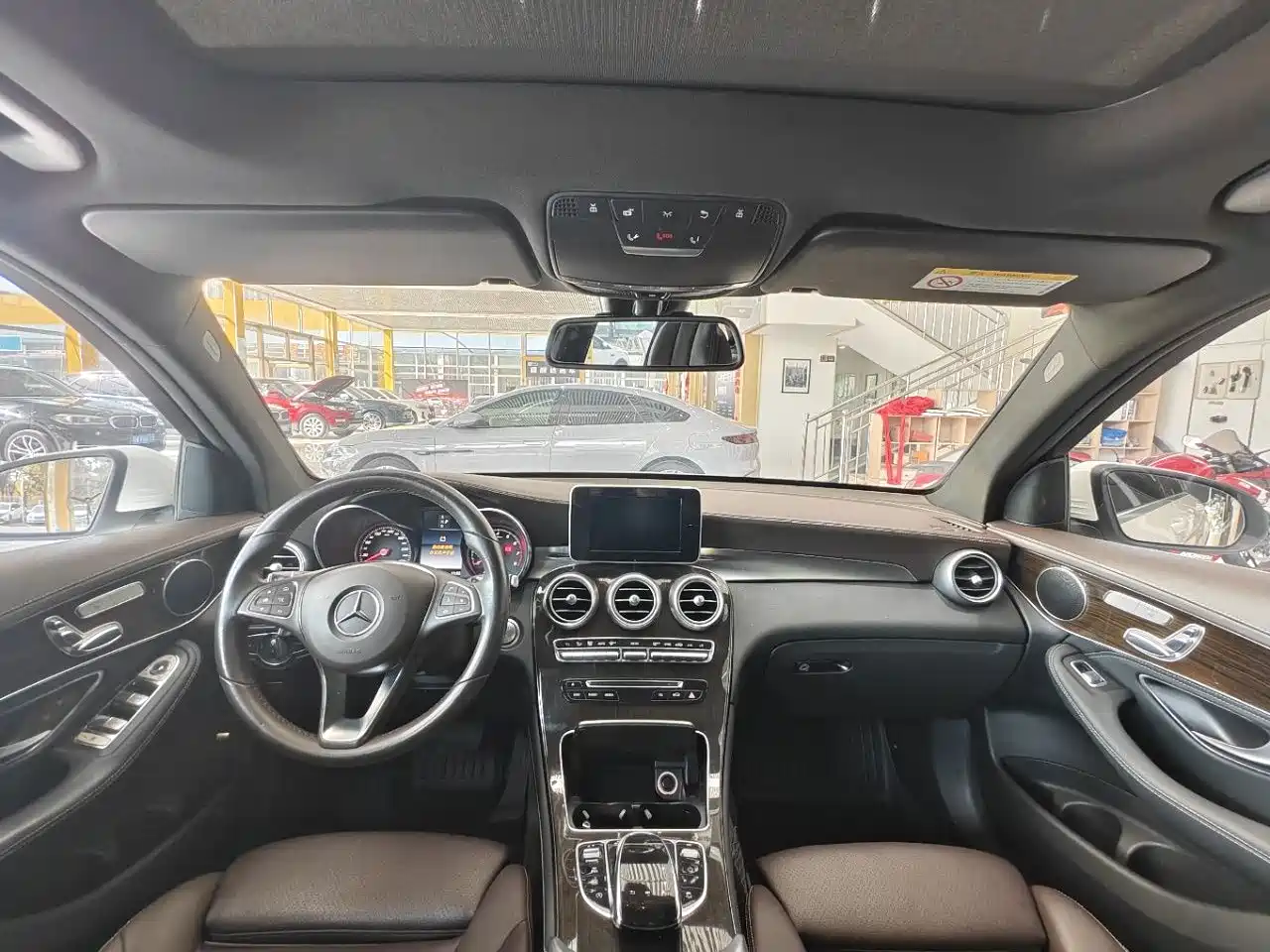 Mercedes-Benz GLC 2017 GLC 260 4MATIC Dynamic фото 15