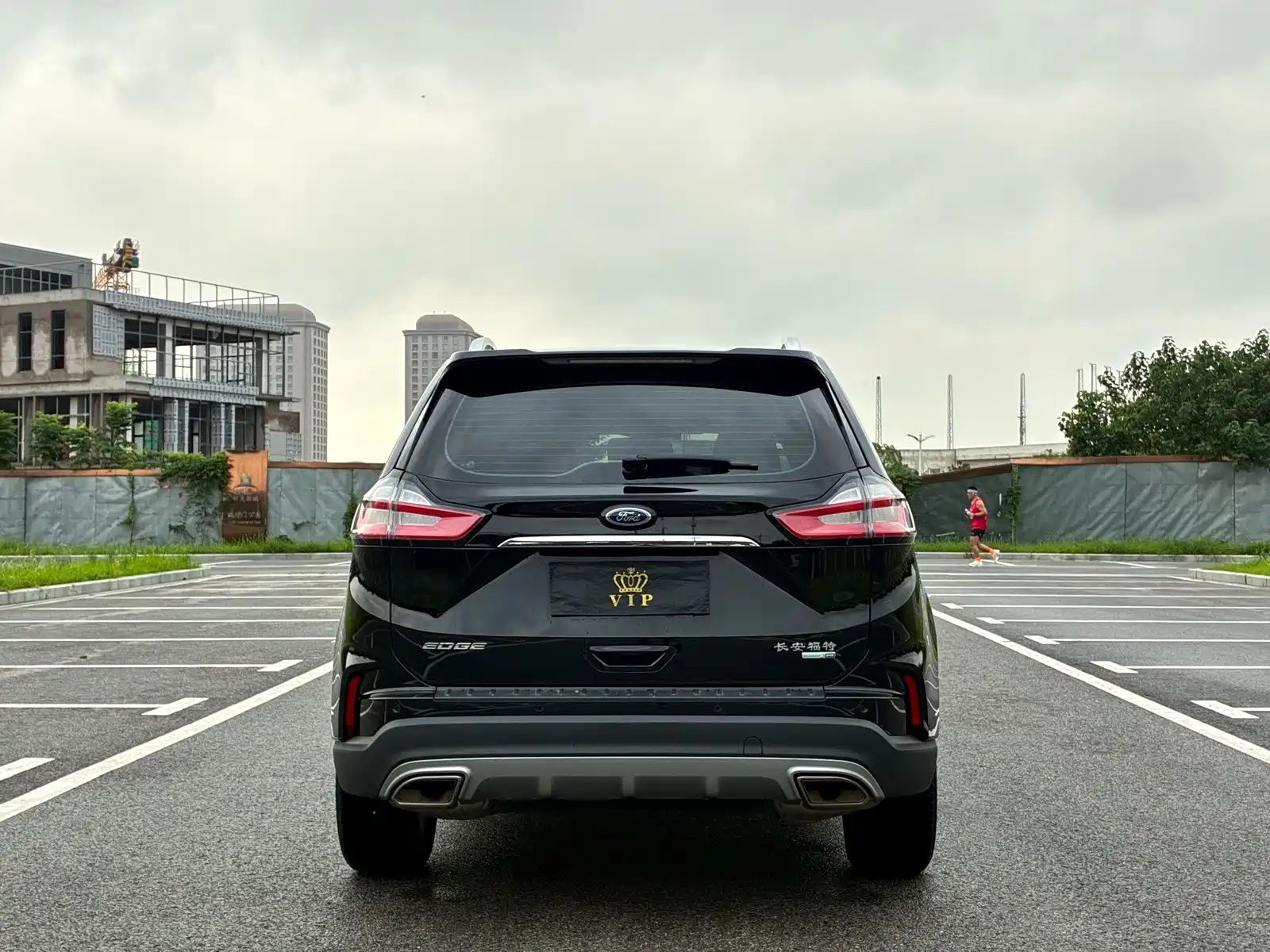 Фото 6 - Ford Edge