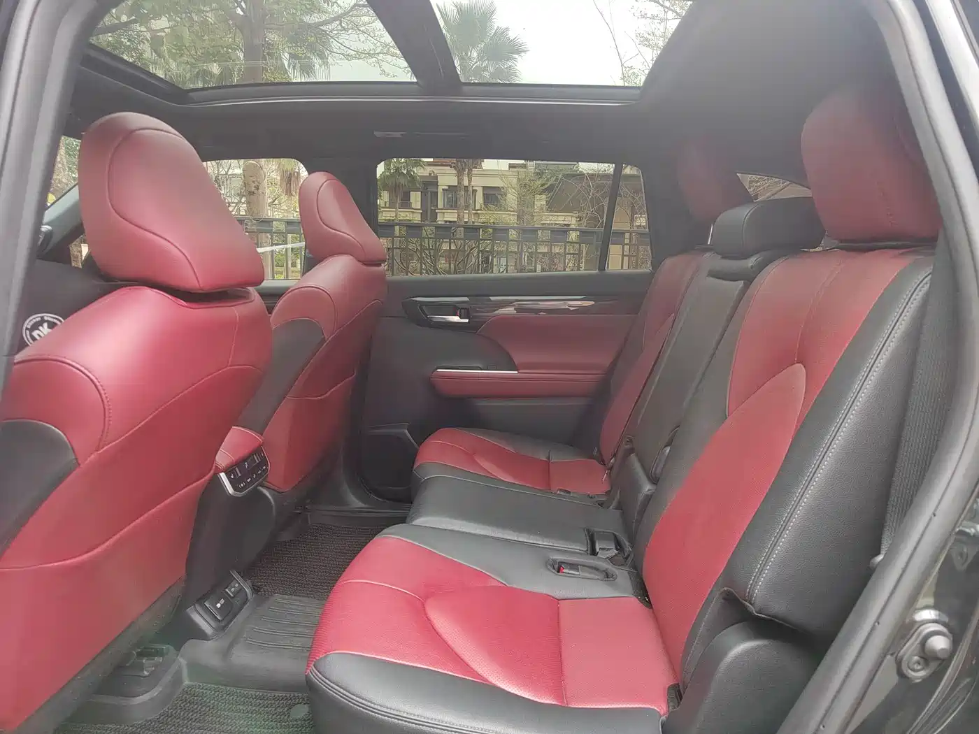 Toyota Crown Kluger 2021 2.5L HEV AWD Flagship Edition фото 11