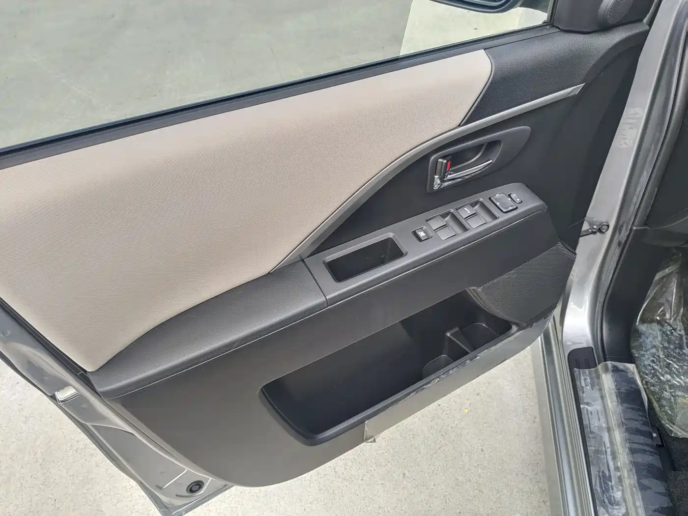 Mazda Mazda5 2013 2.0L Automatic Luxury фото 10