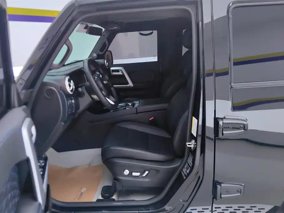 BAIC ORV Beijing Offroad BJ40 2024 2.0T Urban Hunter Glory Edition фото 9