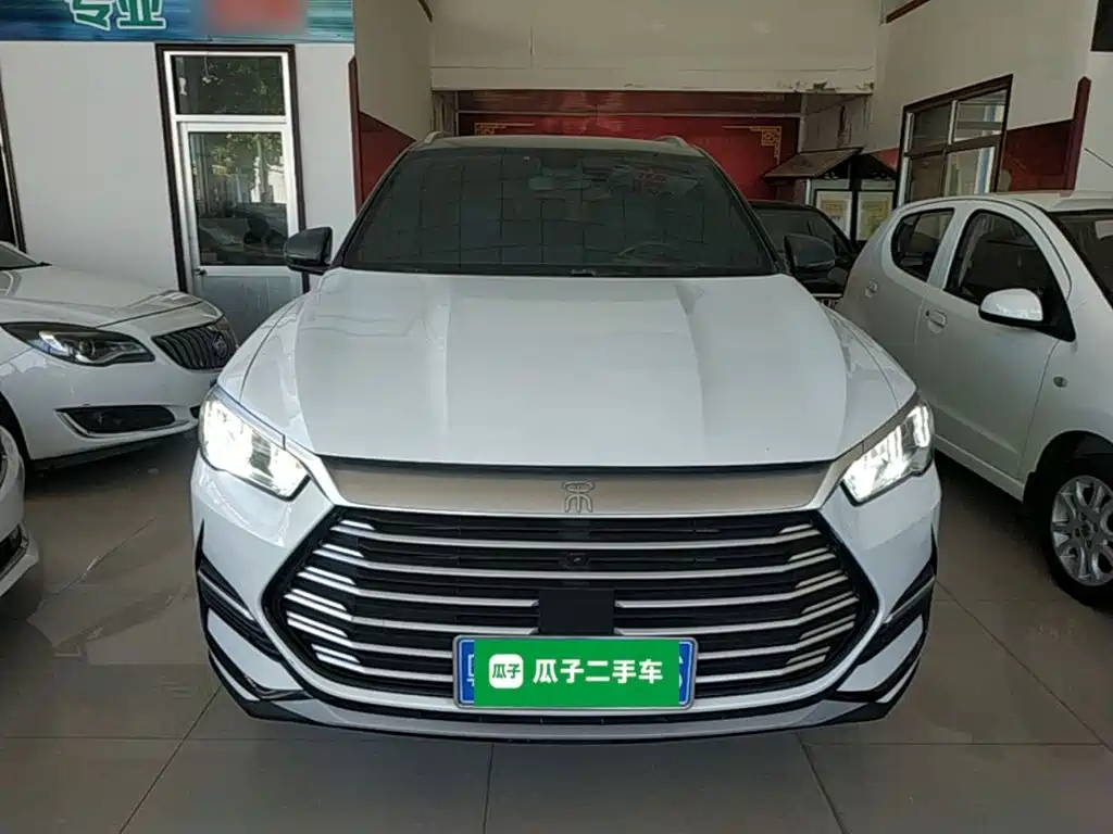 Фото 3 - BYD Song Pro