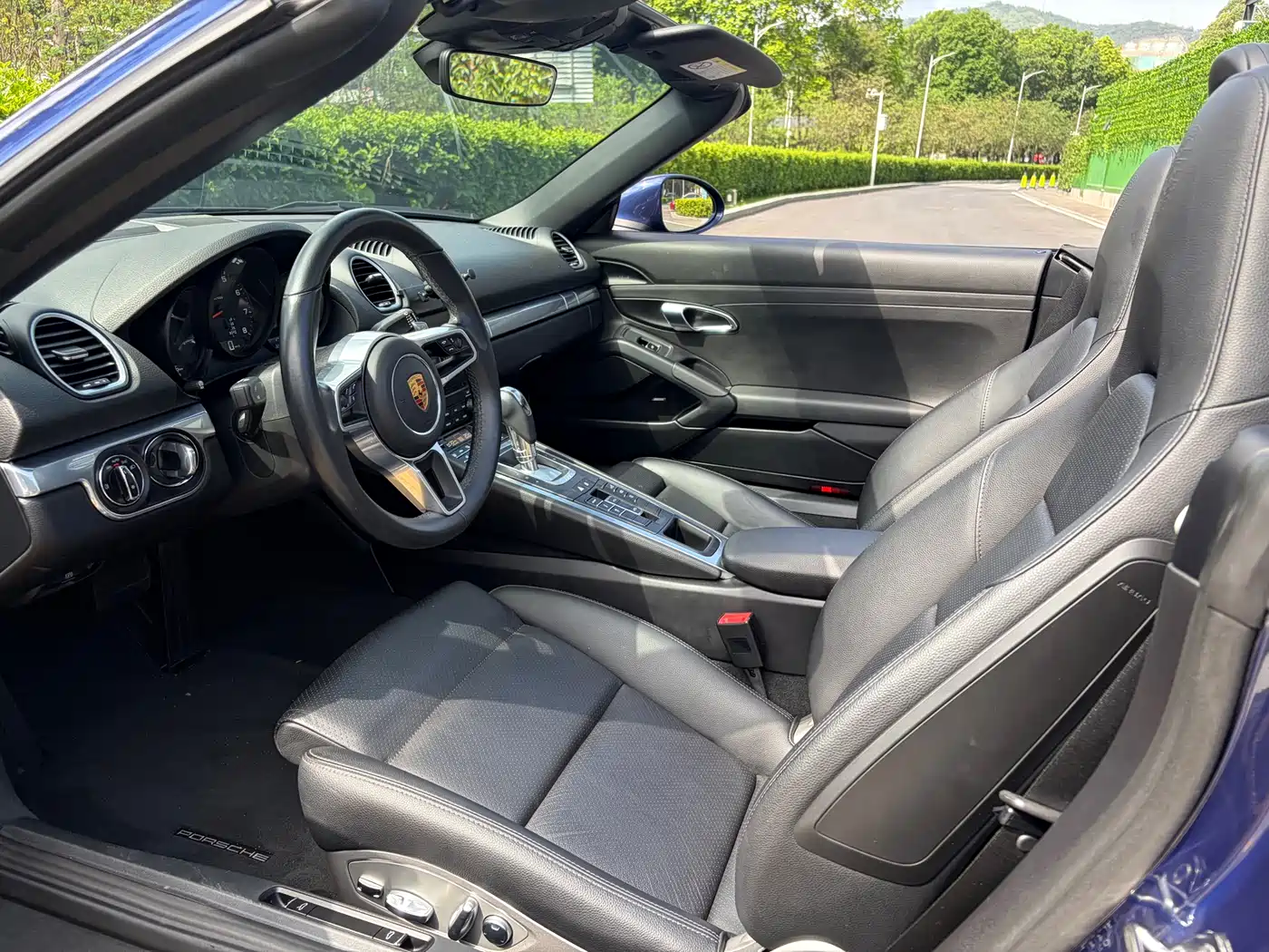 Porsche 718 2022 Boxster 2.0T фото 10