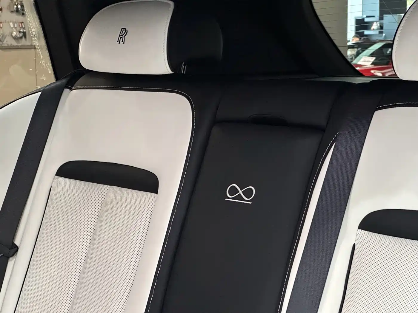 Rolls-Royce Cullinan 2021 2020 Black Badge