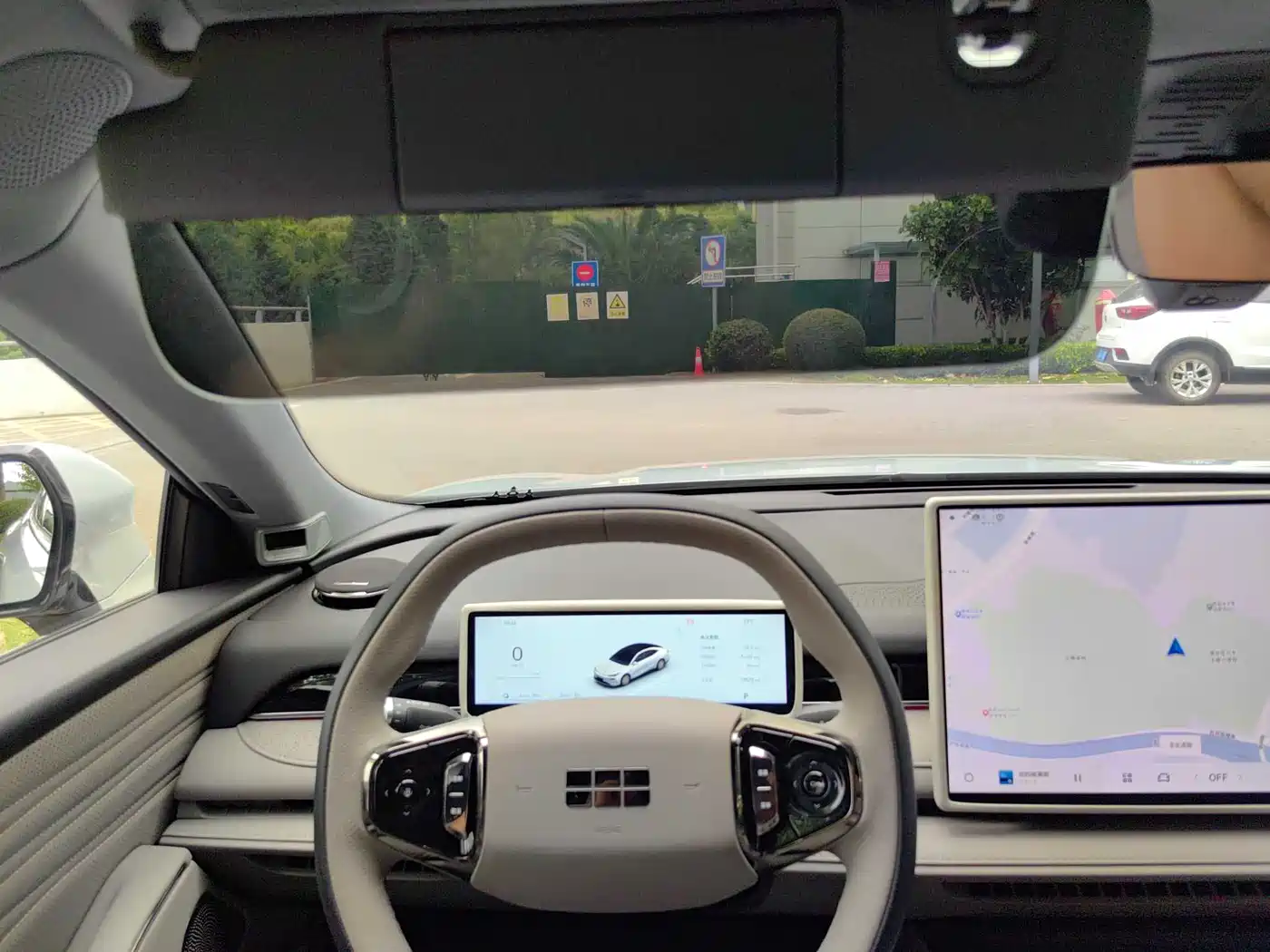 Geely Galaxy Galaxy Xingyao 8 2025 130km EM-i Premium Edition фото 18