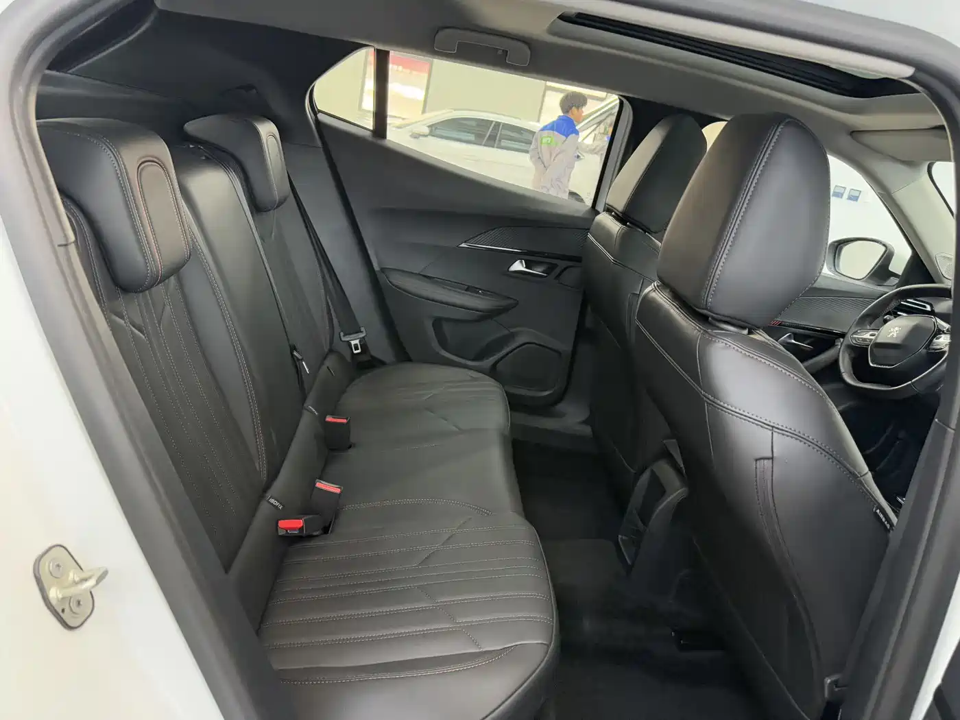 Peugeot 2008 2022 230THP THE ONE фото 18