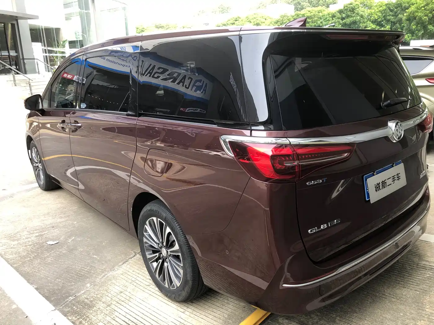 Buick GL8 2022 ES Landmark 653T Luxury фото 4