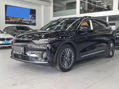 Leapmotor C11