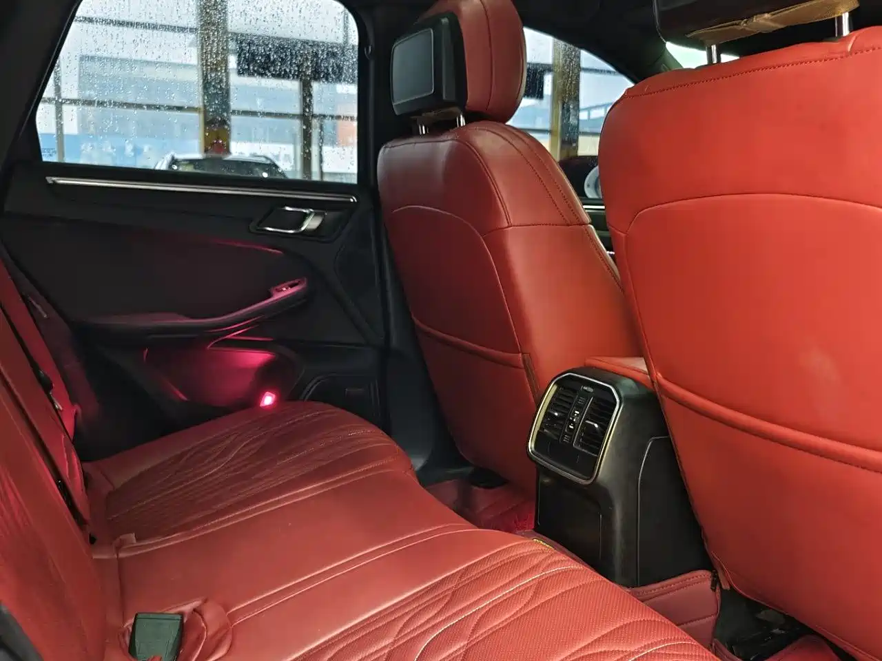 Porsche Macan 2016 Macan 2.0T фото 12