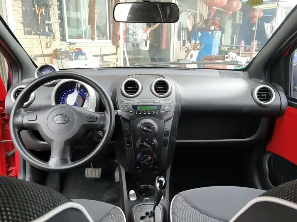 BYD F0 2017 2015 1.0L AMT Xuan Cool Edition