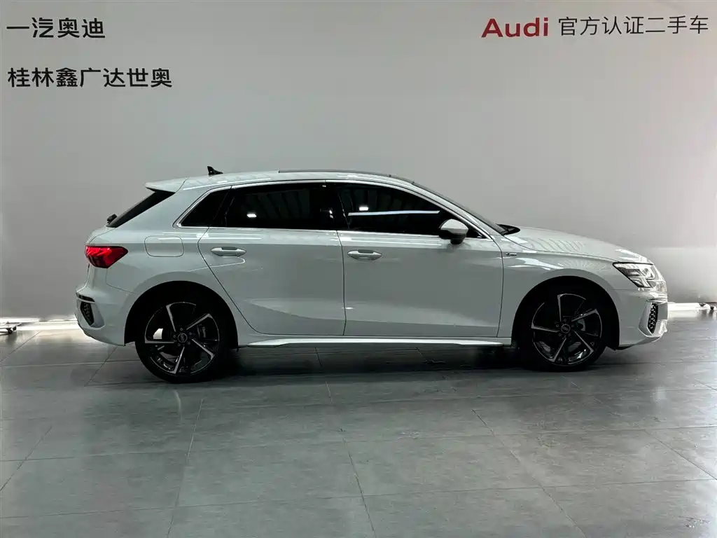 Audi A3 2021 Sportback 35 TFSI Fashion Sport фото 3