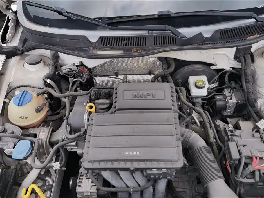 Volkswagen Bora 2018 1.5L Automatic Fashion фото 10