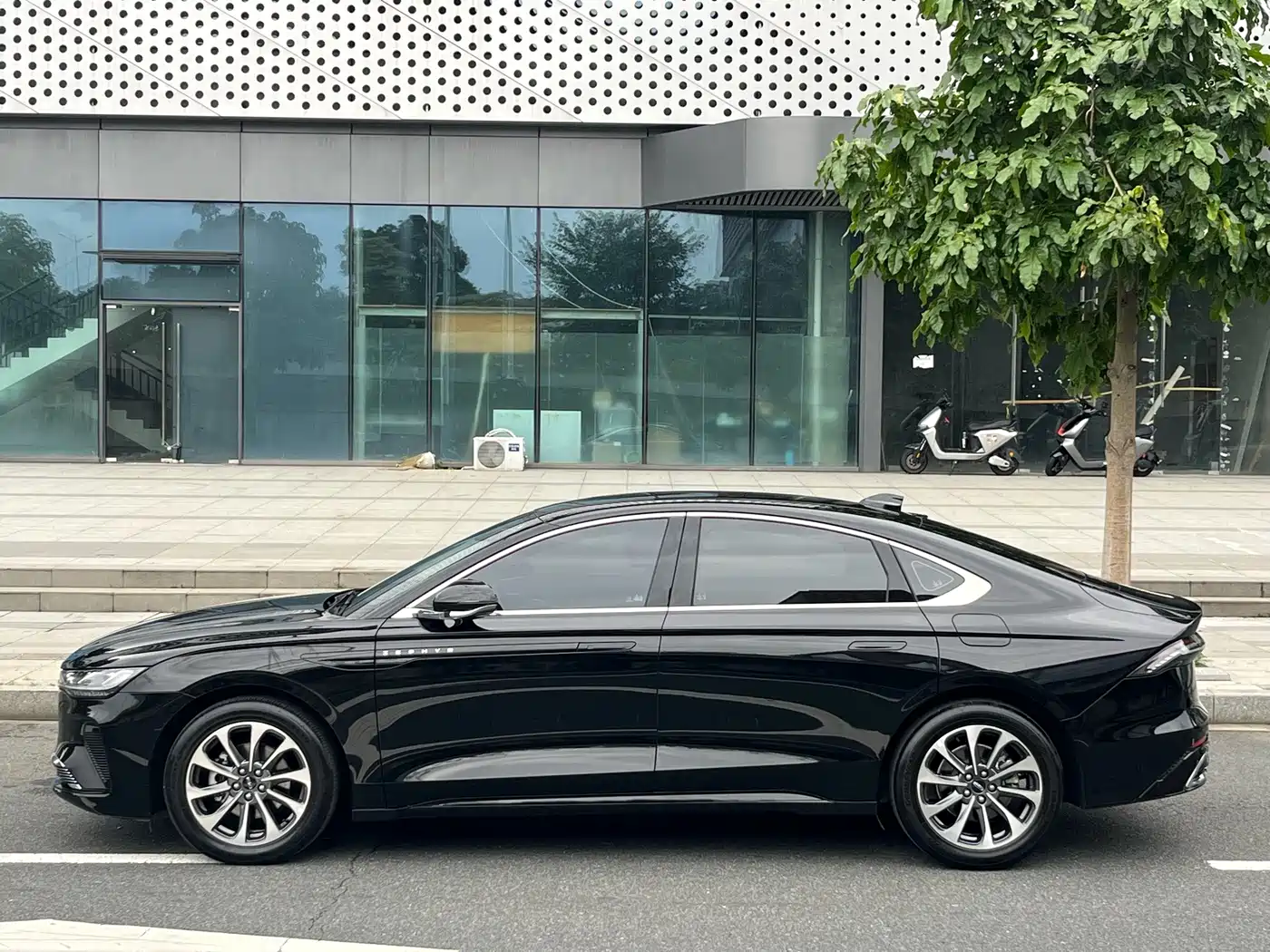 Lincoln Z 2025 2025 2.0T Premium Edition