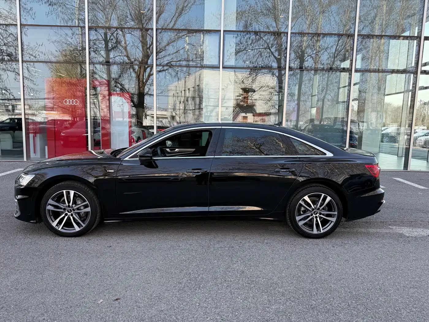 Audi A6L 2024 40 TFSI Luxury Dynamic фото 14