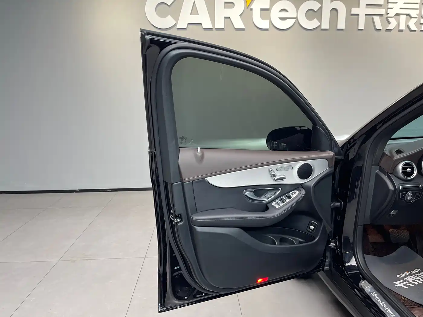 Mercedes-Benz GLC 2022 Facelift III GLC 260 L 4MATIC Dynamic фото 27
