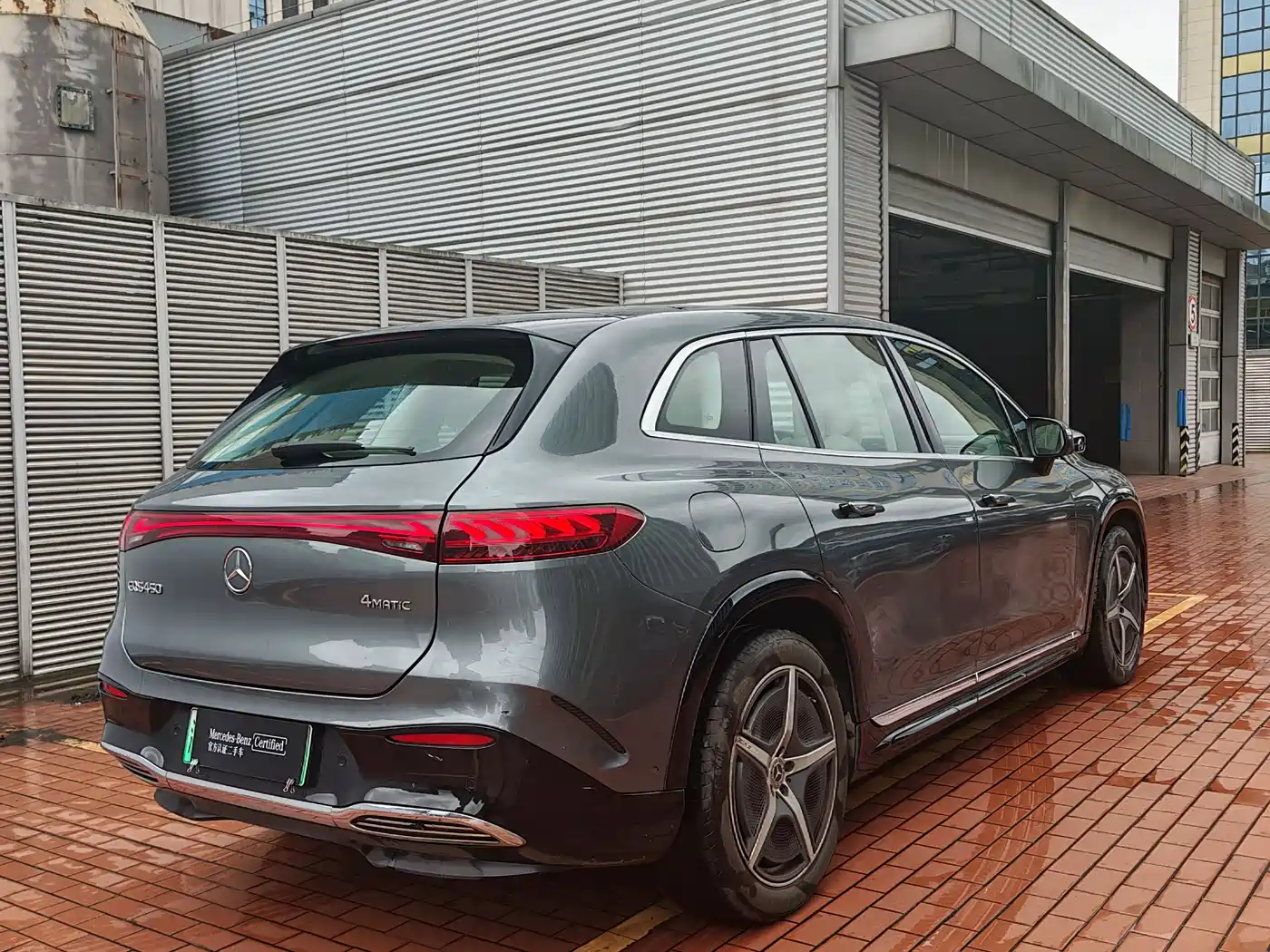Mercedes-Benz EQS SUV 2023 450 4MATIC Pioneer Edition фото 22