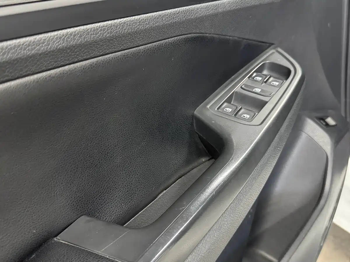 Volkswagen Bora 2016 Model 1.6L Automatic Fashion фото 11