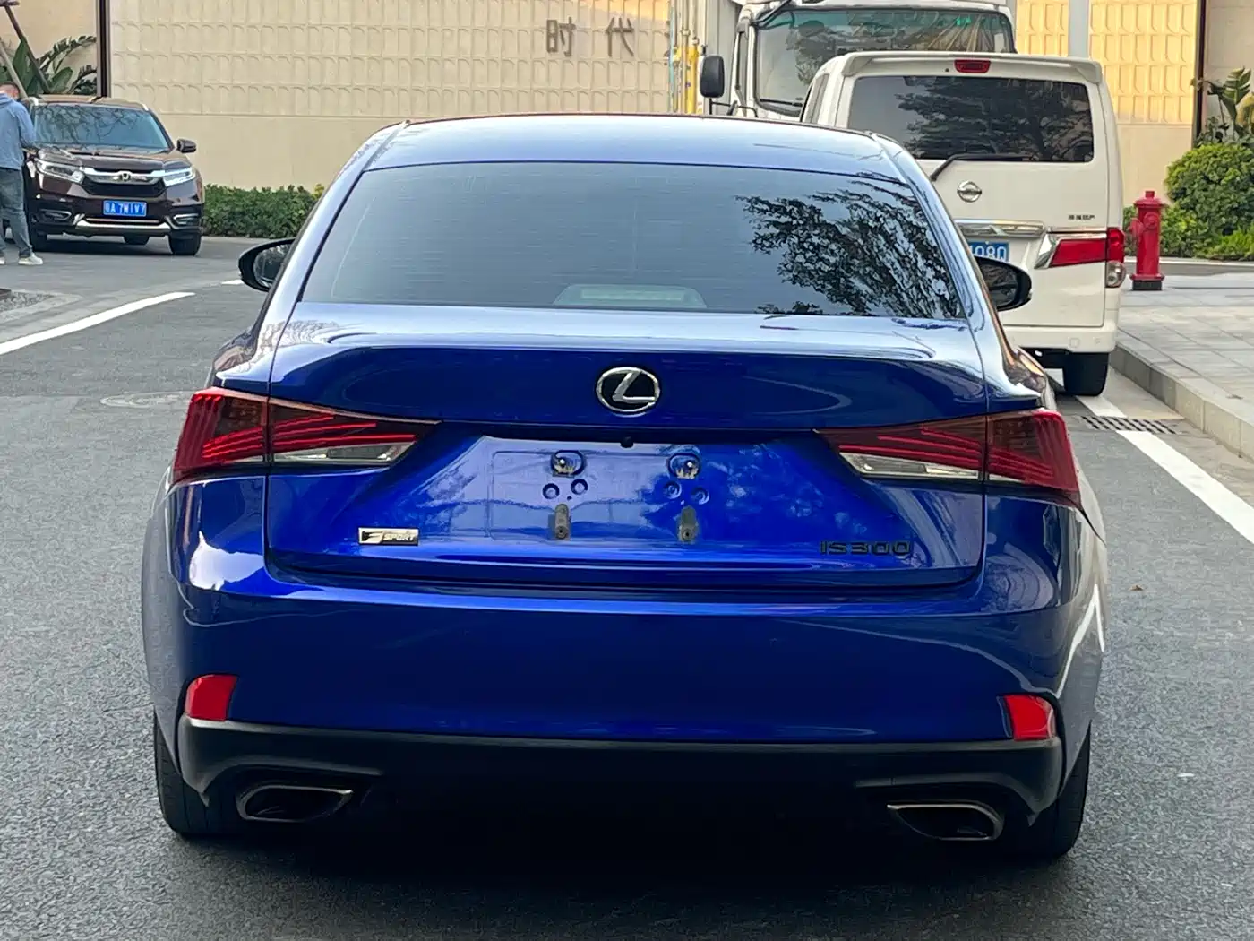 Lexus IS 2017 300 F SPORT фото 6