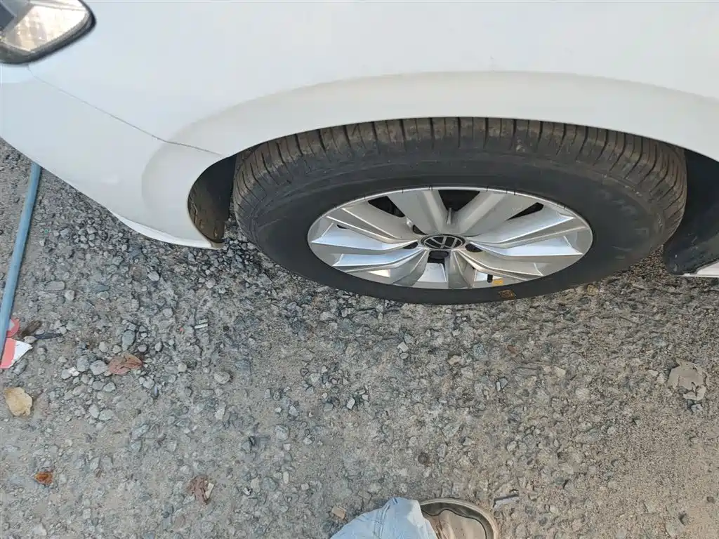 Volkswagen Lavida 2023 1.5L Auto Delight Edition фото 23