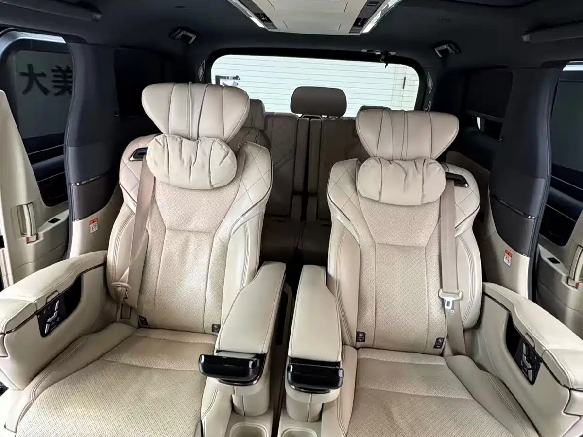 Toyota Vellfire 2024 Crown Hybrid 2.5L Executive Premium Edition фото 6