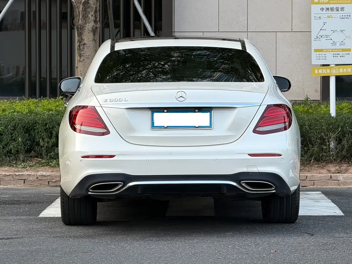 Mercedes-Benz E-Class 2016 E 300 L Sport Fashion Type фото 4