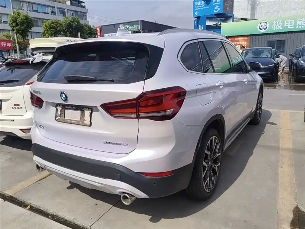 BMW X1 2022 Facelift xDrive25Li Premium Edition фото 5
