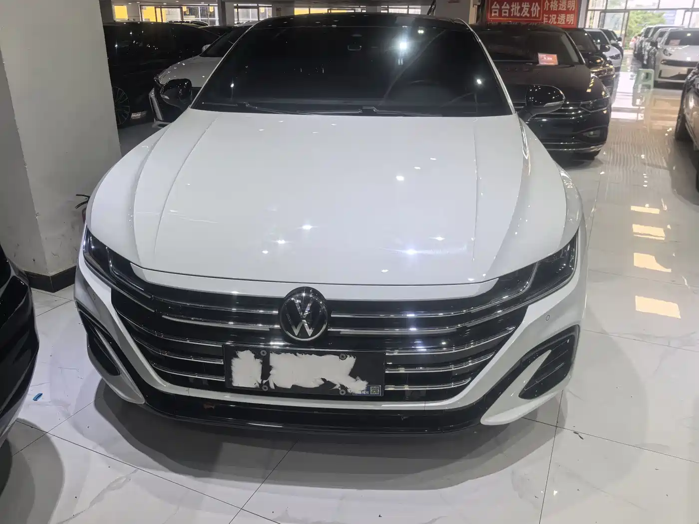 Volkswagen FAW-Volkswagen CC 2019 330TSI Charming Appearance (China V) фото 2