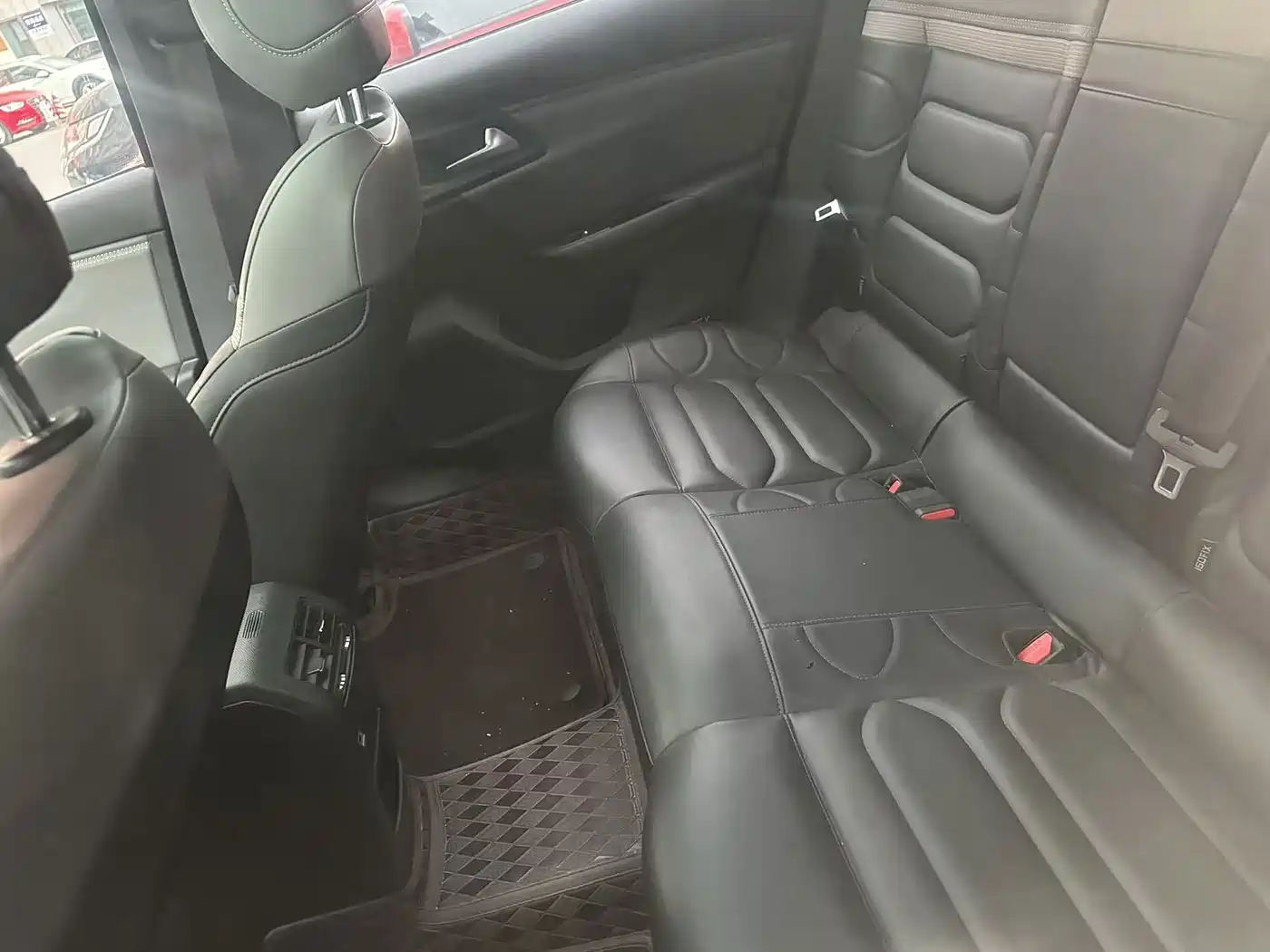 Фото 5 - Citroën Versailles C5 X