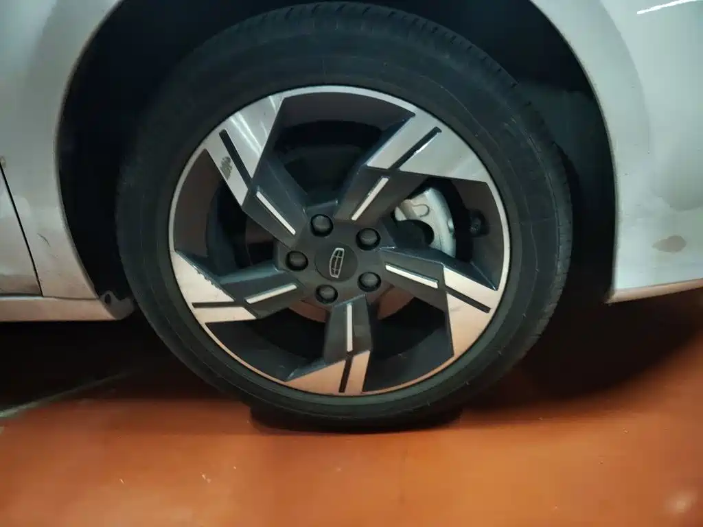 Geely Emgrand L HiP 2023 2022 1.5TD-DHT Pro 100KM Super Rui