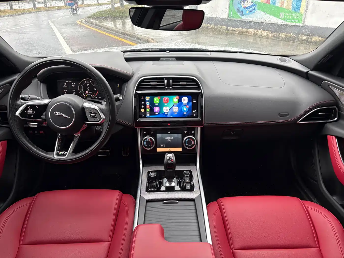 Jaguar XEL 2024 Model 2.0T 250PS R-DYNAMIC S Progressive Sport Edition фото 6