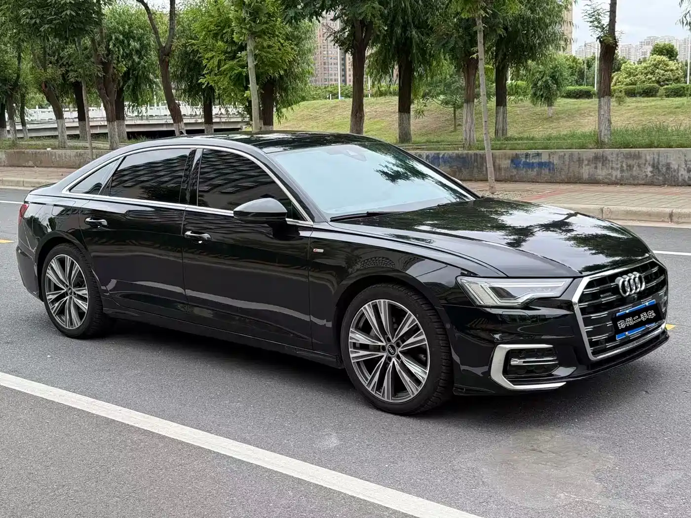 Audi A6L 2023 45 TFSI quattro Premium Dynamic фото 3