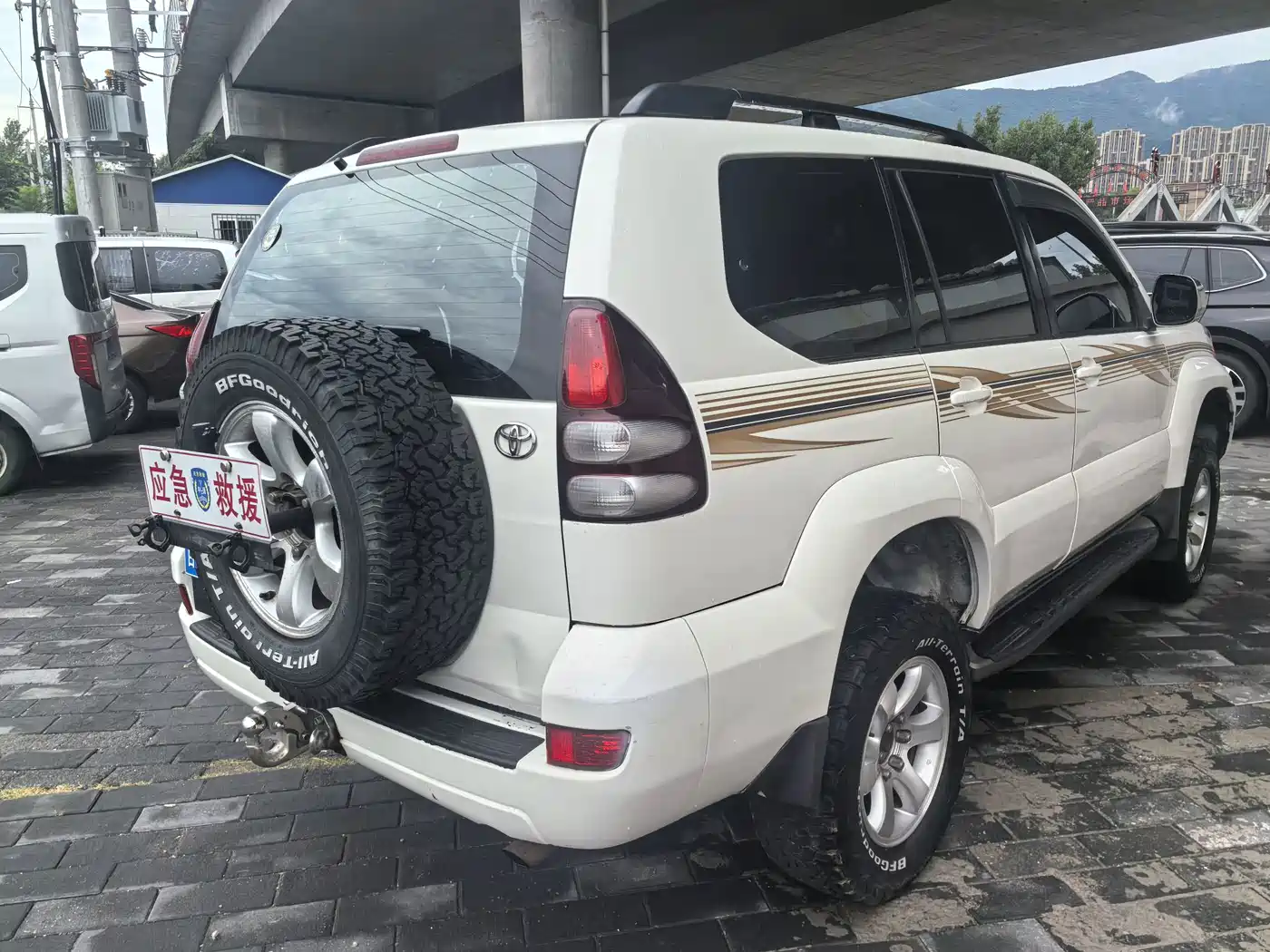 Toyota Prado 2005 2005 Model 4.0L Automatic GX Luxury Edition