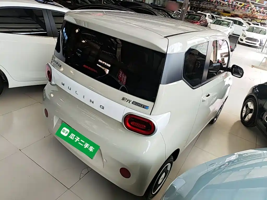 Фото 7 - Wuling Motors Hongguang MINIEV