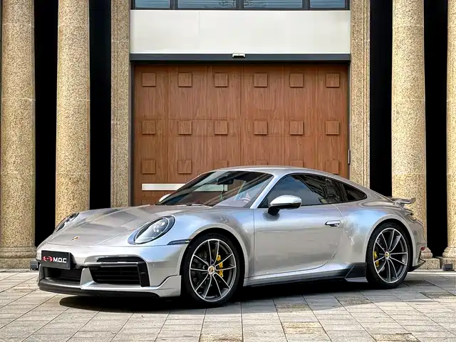 Porsche 911 2023 Carrera 3.0T