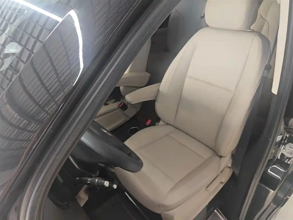 Mercedes-Benz Vito 2016 2.0T Elite Edition фото 15