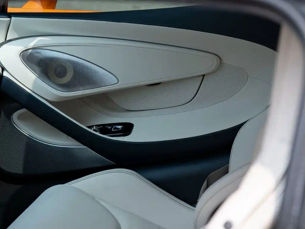 McLaren GT 2023 2023 4.0T Standard Model