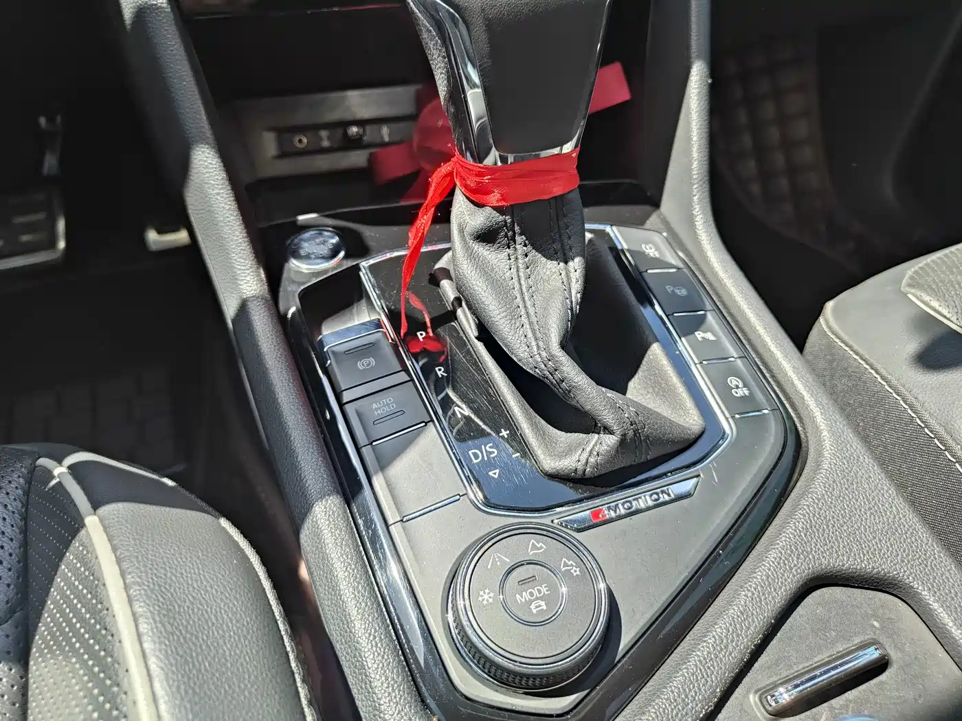 Volkswagen Tiguan L 2019 380TSI Auto 4WD R-Line Flagship Edition China VI фото 13