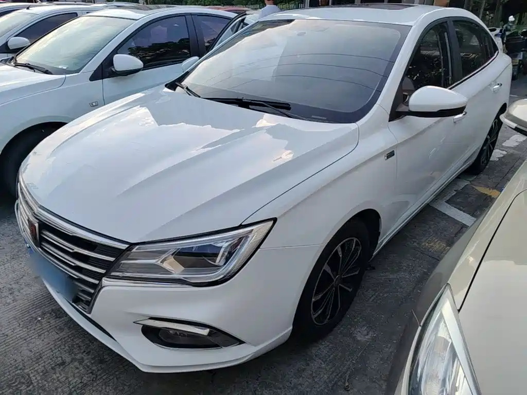 Roewe i5 2020 1.5L Manual 4G Connected Premium Flagship Edition
